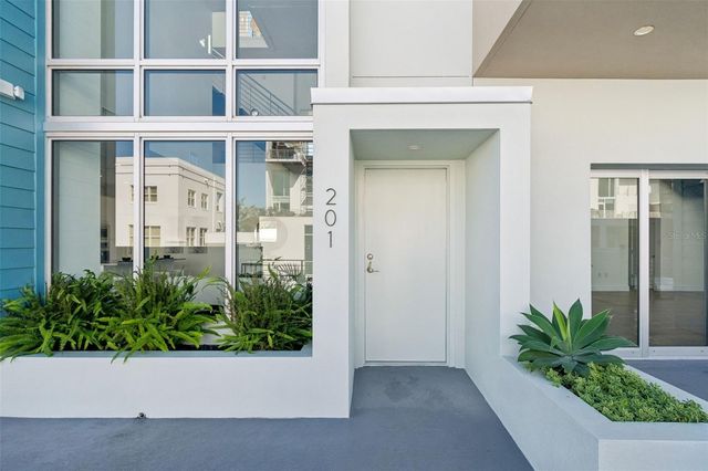 1343 4TH STREET 202, Sarasota, FL 34236