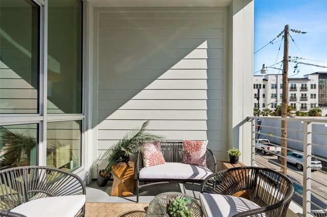 1343 4TH STREET 202, Sarasota, FL 34236