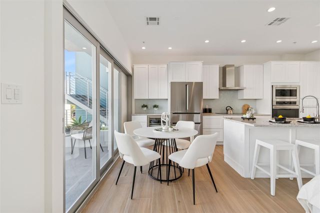 1343 4TH STREET 202, Sarasota, FL 34236