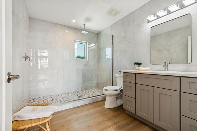 1343 4TH STREET 202, Sarasota, FL 34236