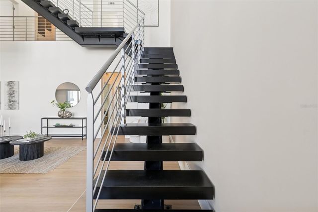 1343 4TH STREET 202, Sarasota, FL 34236