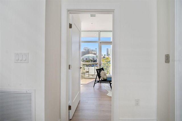 1343 4TH STREET 202, Sarasota, FL 34236