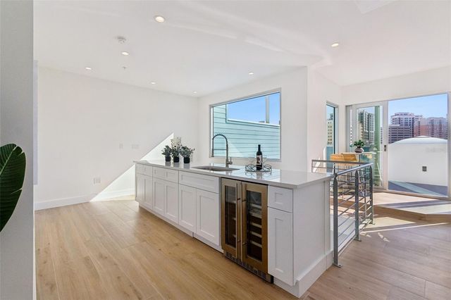 1343 4TH STREET 202, Sarasota, FL 34236