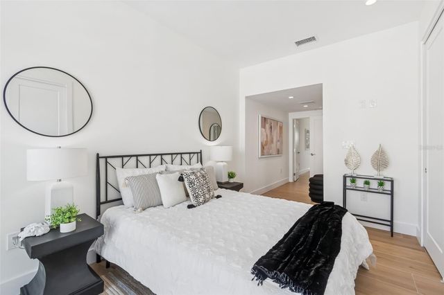 1343 4TH STREET 202, Sarasota, FL 34236