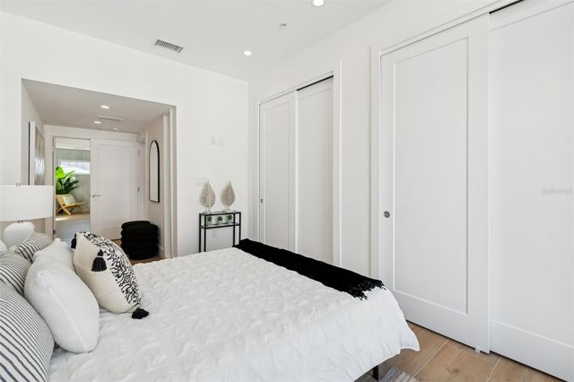 1343 4TH STREET 202, Sarasota, FL 34236