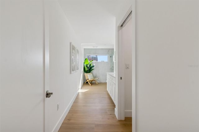 1343 4TH STREET 202, Sarasota, FL 34236