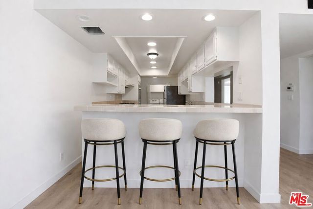 15480 Antioch Street 102, Pacific Palisades, CA 90272