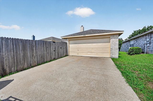 1844 Mcneely Street, Lancaster, TX 75134