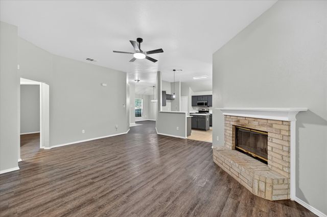 1844 Mcneely Street, Lancaster, TX 75134