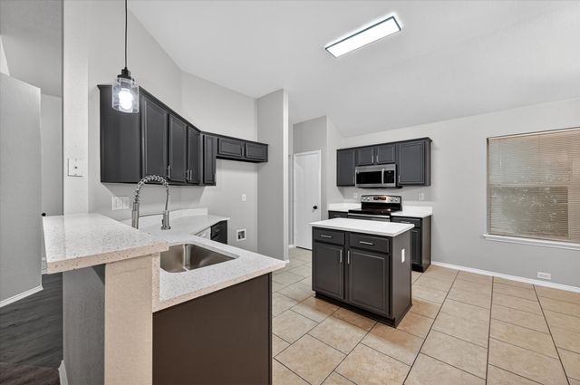 1844 Mcneely Street, Lancaster, TX 75134