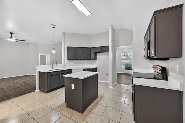 1844 Mcneely Street, Lancaster, TX 75134