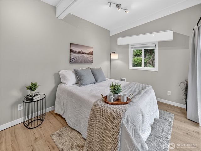 29800 224th Avenue SE, Black Diamond, WA 98010