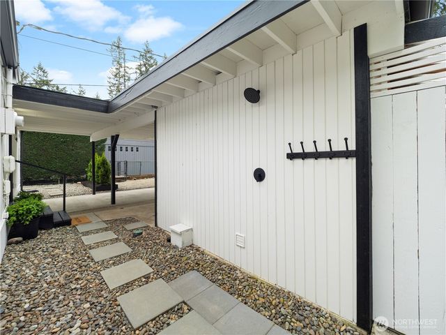 29800 224th Avenue SE, Black Diamond, WA 98010