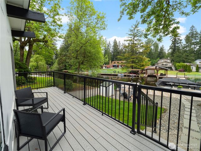 29800 224th Avenue SE, Black Diamond, WA 98010