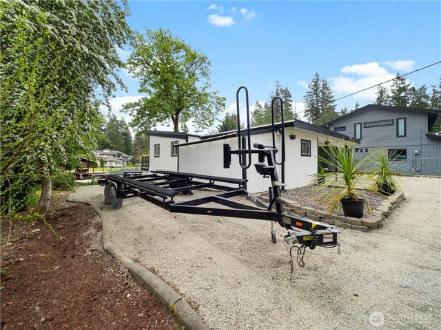 29800 224th Avenue SE, Black Diamond, WA 98010