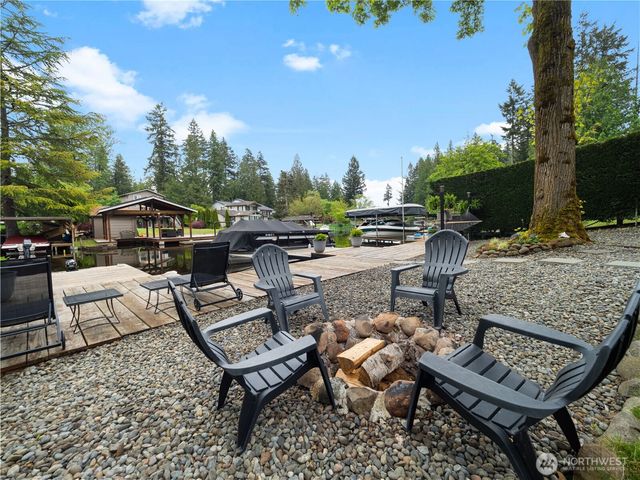 29800 224th Avenue SE, Black Diamond, WA 98010