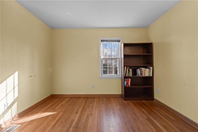 3402 Cotswold Terrace, Greensboro, NC 27455