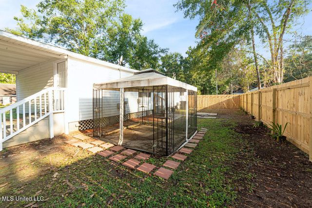 10828 Haena Court, Diamondhead, MS 39525