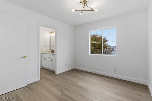 2622 Tahiti Isle Avenue, North Las Vegas, NV 89031