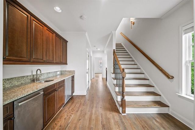 552 Sarabrook Place, Atlanta, GA 30342
