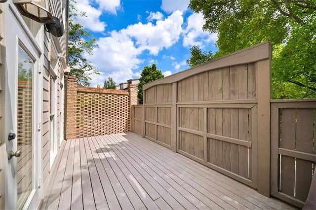 552 Sarabrook Place, Atlanta, GA 30342