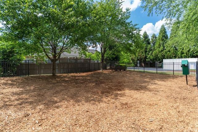 552 Sarabrook Place, Atlanta, GA 30342
