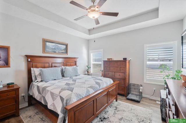 21655 McClellan Drive, Gretna, NE 68028