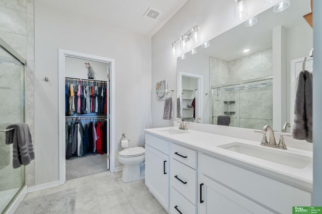 21655 McClellan Drive, Gretna, NE 68028