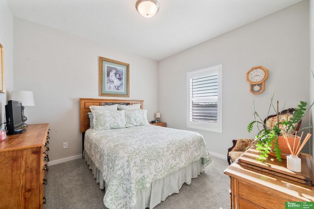 21655 McClellan Drive, Gretna, NE 68028