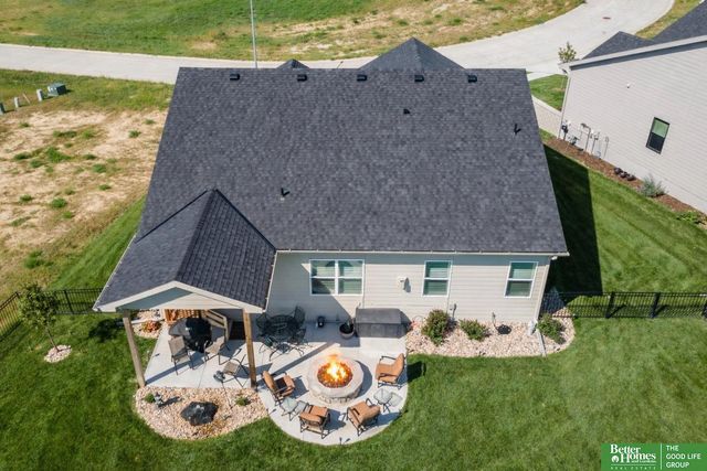21655 McClellan Drive, Gretna, NE 68028