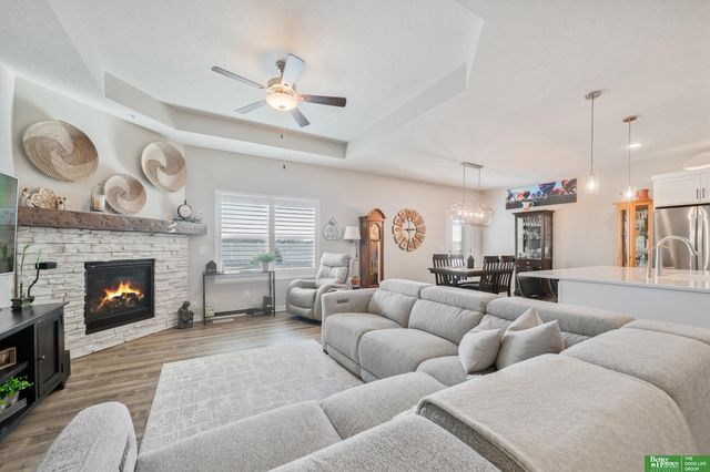 21655 McClellan Drive, Gretna, NE 68028