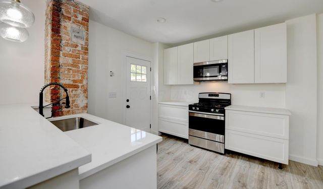 623 Seymour Avenue, Columbus, OH 43205