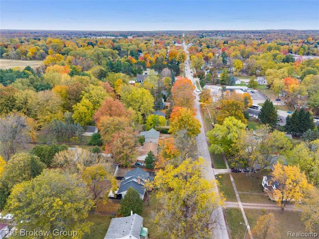 736 N Main Street, Almont, MI 48003