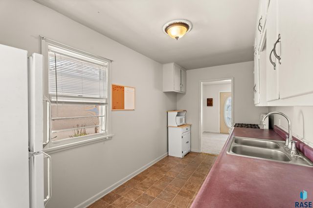 709 S Garfield Ave Ave Avenue, Sioux Falls, SD 57104