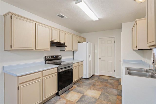 204 Rodeo CIR, Copperas Cove, TX 76522