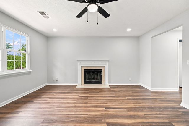 3245 Luann Dr, Antioch, TN 37013