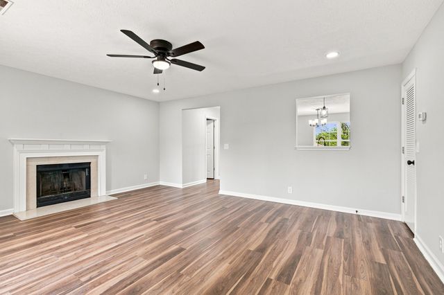 3245 Luann Dr, Antioch, TN 37013