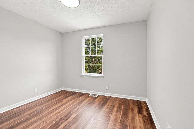 3245 Luann Dr, Antioch, TN 37013