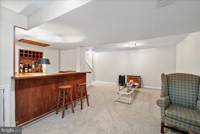 2085 COBBLESTONE LN, Reston, VA 20191