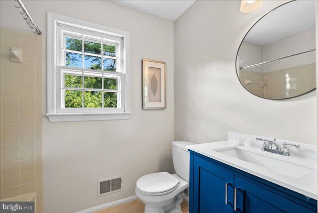 2085 COBBLESTONE LN, Reston, VA 20191