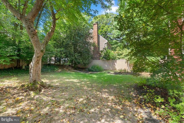 2085 COBBLESTONE LN, Reston, VA 20191