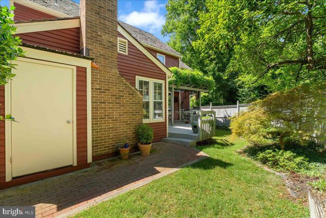 2085 COBBLESTONE LN, Reston, VA 20191