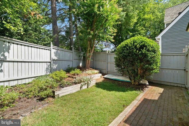 2085 COBBLESTONE LN, Reston, VA 20191