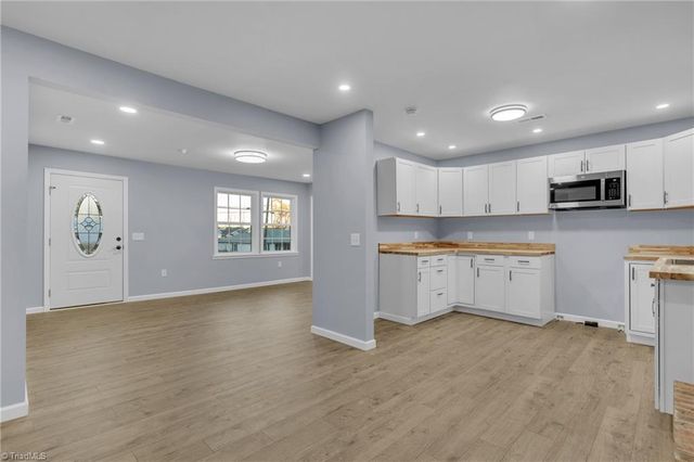 811 Sherwood Avenue, Asheboro, NC 27205