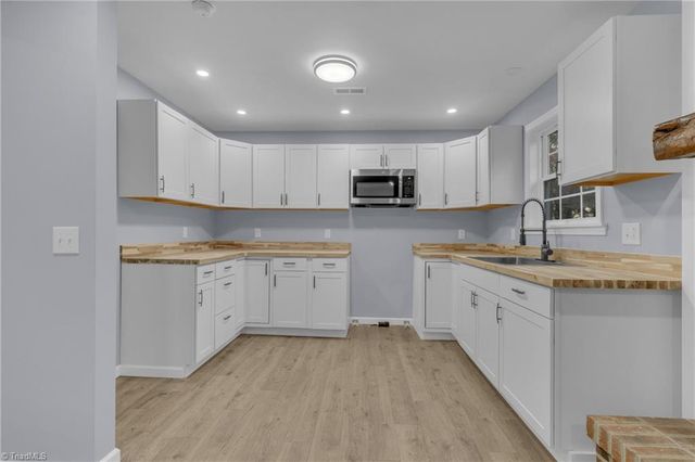 811 Sherwood Avenue, Asheboro, NC 27205