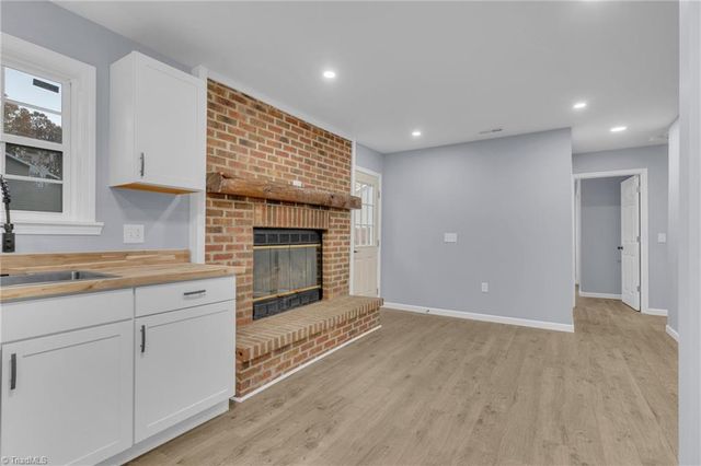 811 Sherwood Avenue, Asheboro, NC 27205