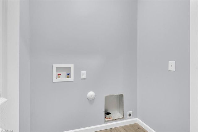 811 Sherwood Avenue, Asheboro, NC 27205