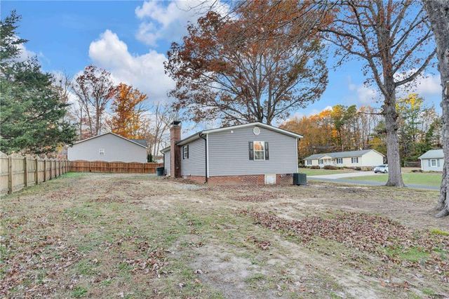 811 Sherwood Avenue, Asheboro, NC 27205
