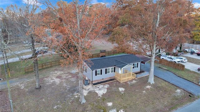 811 Sherwood Avenue, Asheboro, NC 27205