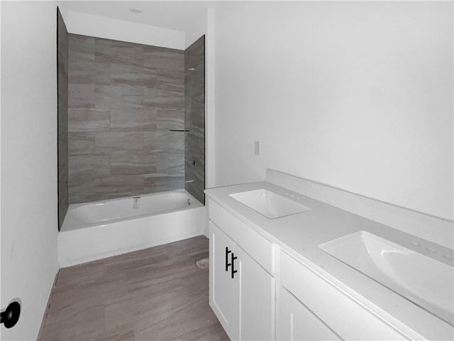 1822 E Fiji Street, Fayetteville, AR 72701